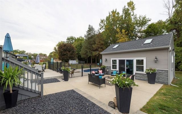 67 Rahway Lane, Gates, NY 14606