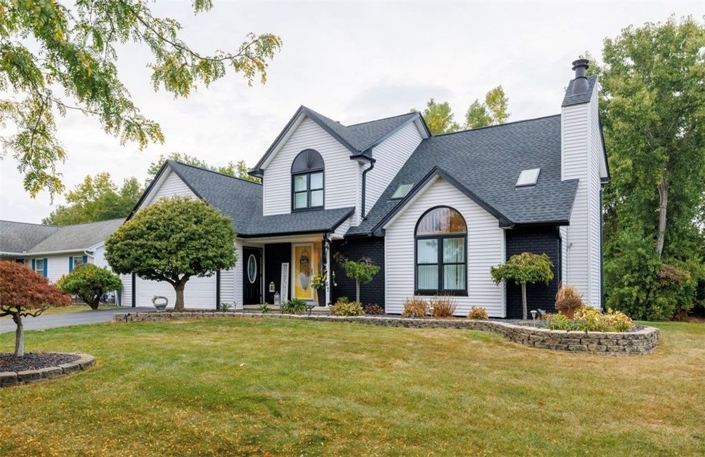 67 Rahway Lane, Gates, NY 14606