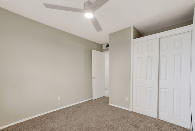 562 Kent Drive, Lewisville, TX 75067