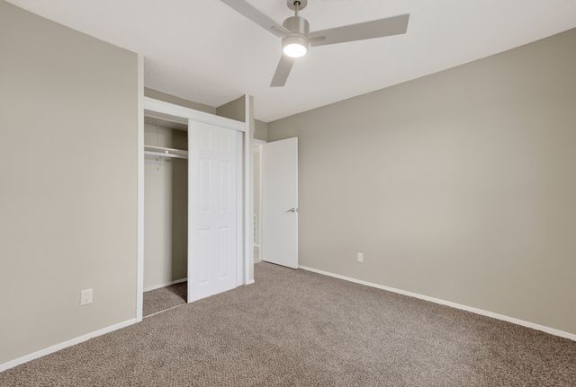 562 Kent Drive, Lewisville, TX 75067