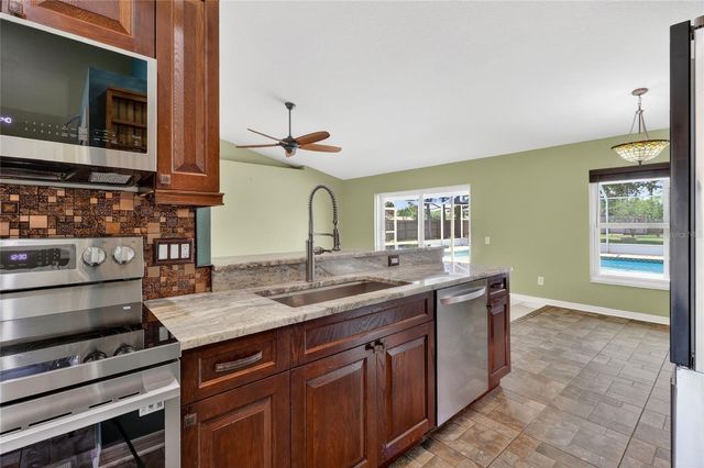 12119 COLONIAL ESTATES LANE, Riverview, FL 33579
