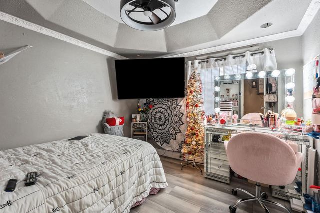 1283 N Calaveras Street, Fresno, CA 93728