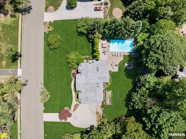 47 Blueberry Drive, Woodcliff Lake, NJ 07677