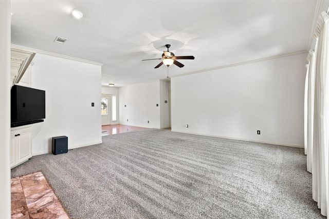 3310 Moss Creek Drive, Grapevine, TX 76051
