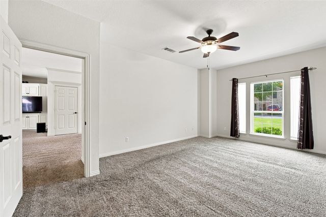3310 Moss Creek Drive, Grapevine, TX 76051