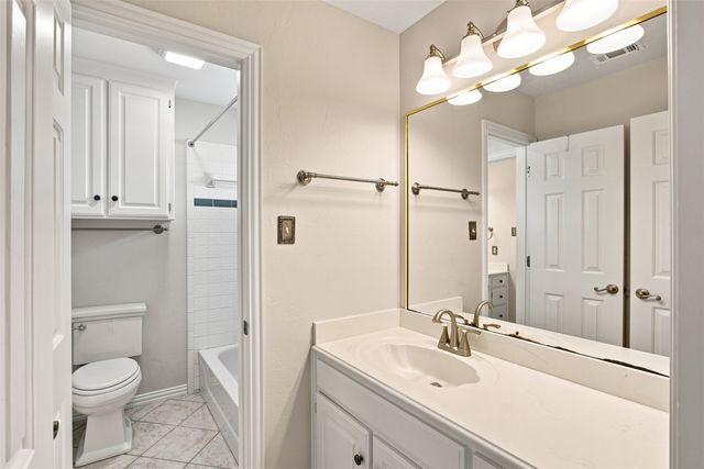 3310 Moss Creek Drive, Grapevine, TX 76051