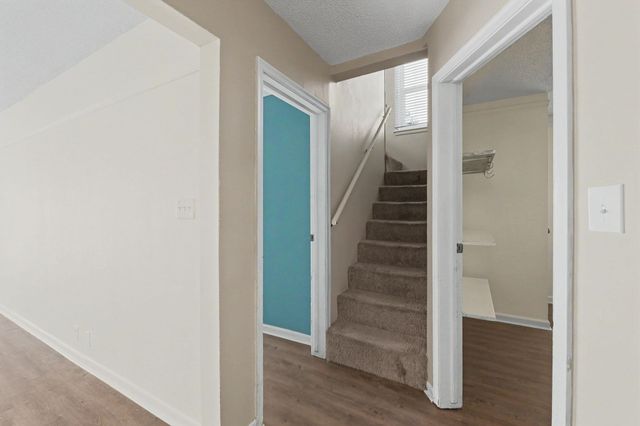 225 S Glendale, Wichita, KS 67218