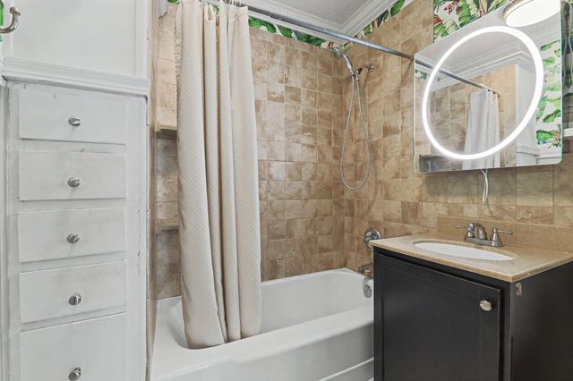 225 S Glendale, Wichita, KS 67218