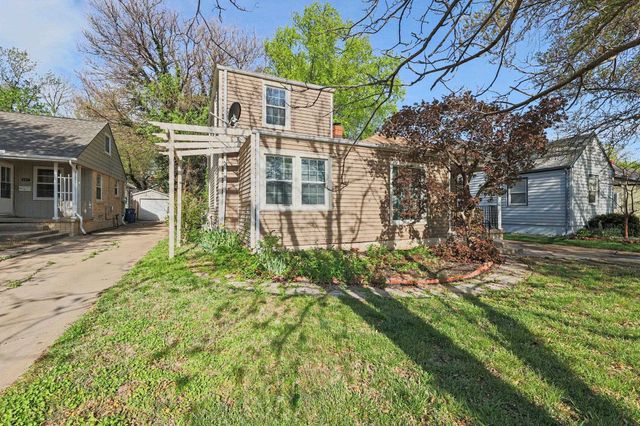 225 S Glendale, Wichita, KS 67218