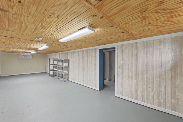 225 S Glendale, Wichita, KS 67218