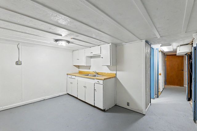 225 S Glendale, Wichita, KS 67218