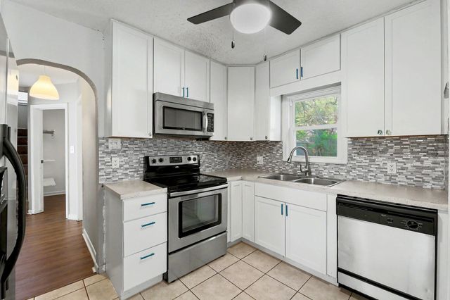 225 S Glendale, Wichita, KS 67218