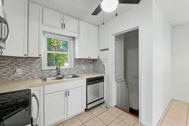 225 S Glendale, Wichita, KS 67218