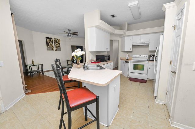 1015 HIDDEN DRIVE, Lakeland, FL 33809