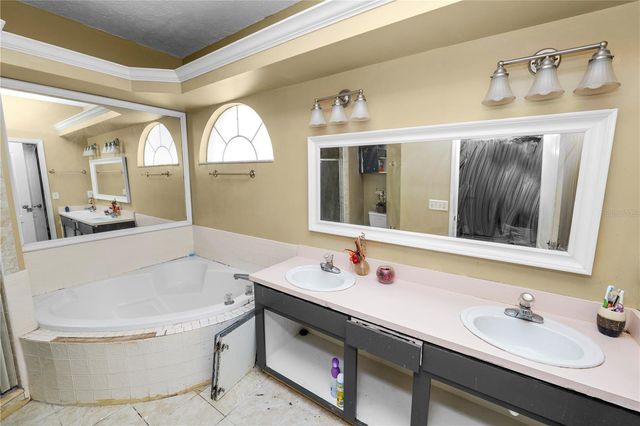 1015 HIDDEN DRIVE, Lakeland, FL 33809