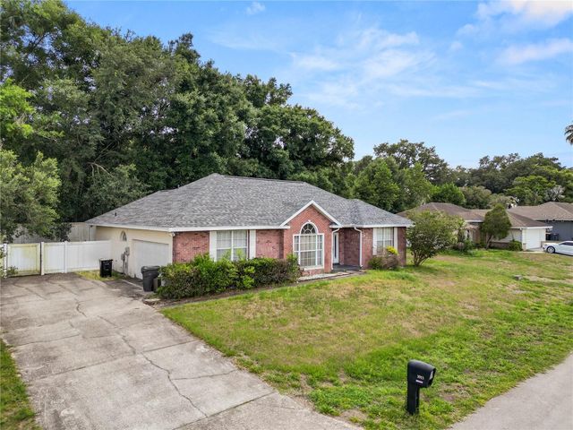 1015 HIDDEN DRIVE, Lakeland, FL 33809