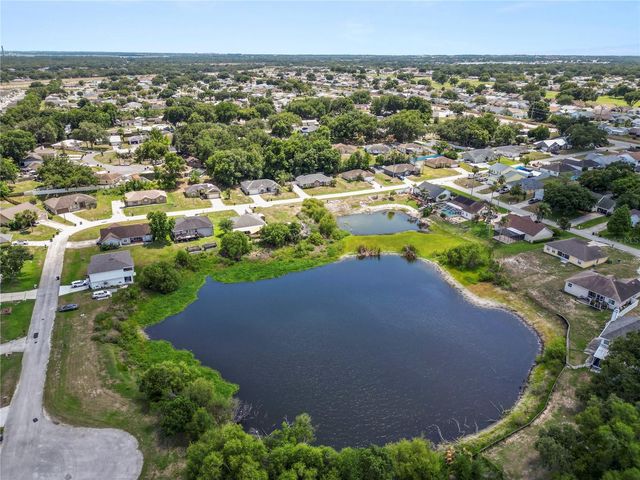 1015 HIDDEN DRIVE, Lakeland, FL 33809