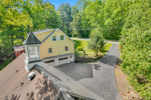54 Bowe Lane, Lagrangeville, NY 12540