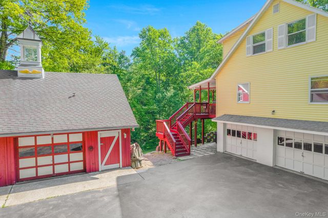 54 Bowe Lane, Lagrangeville, NY 12540