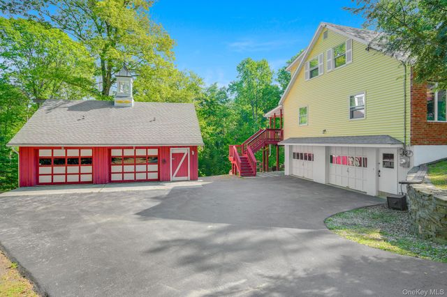54 Bowe Lane, Lagrangeville, NY 12540