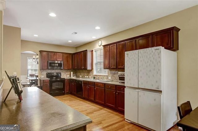 38 Greenview Drive, Newnan, GA 30265