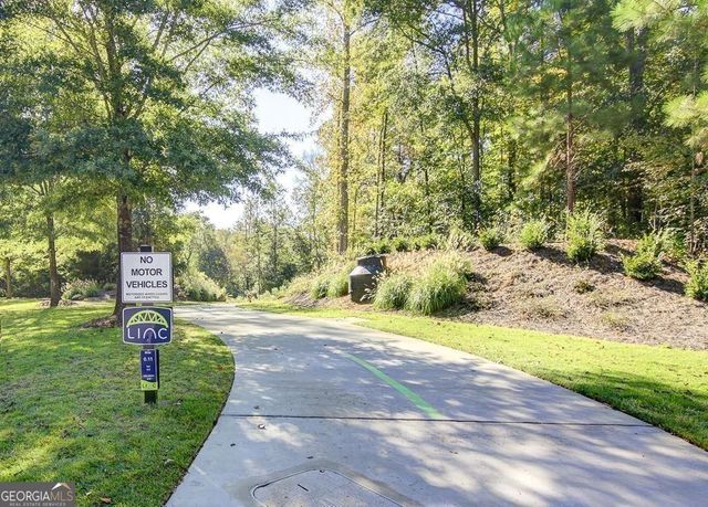 38 Greenview Drive, Newnan, GA 30265