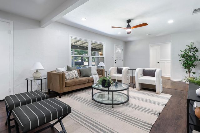 913 E Garland Avenue, Fresno, CA 93704