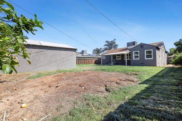 913 E Garland Avenue, Fresno, CA 93704