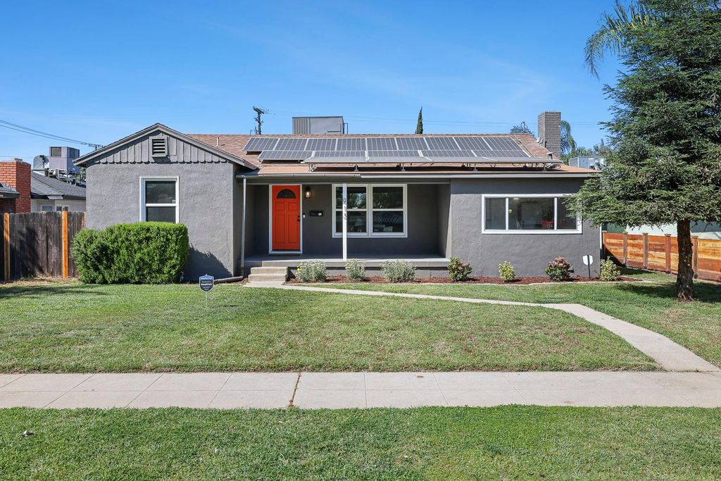 913 E Garland Avenue, Fresno, CA 93704