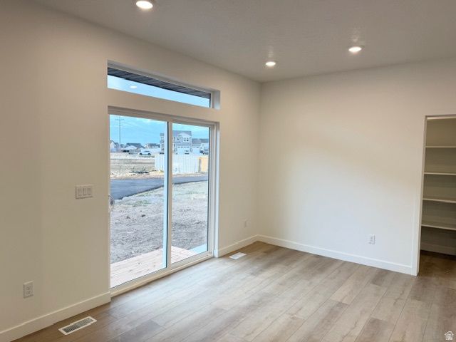 669 N PLAINSMAN DR, Spanish Fork, UT 84660