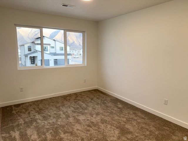 669 N PLAINSMAN DR, Spanish Fork, UT 84660