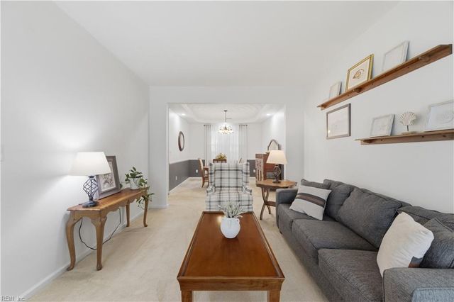 140 Baker Farm DR, Hampton, VA 23666