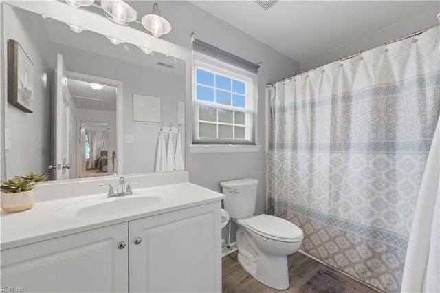 140 Baker Farm DR, Hampton, VA 23666