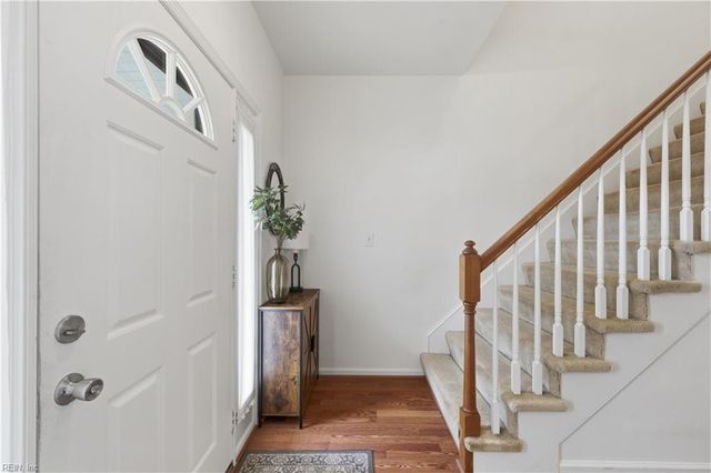 140 Baker Farm DR, Hampton, VA 23666