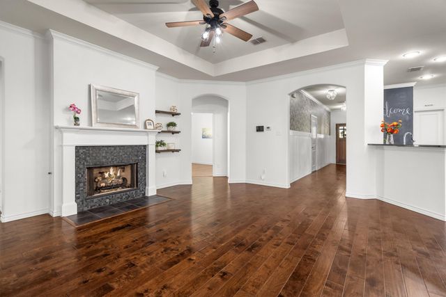 3700 Linden Avenue, Fort Worth, TX 76107