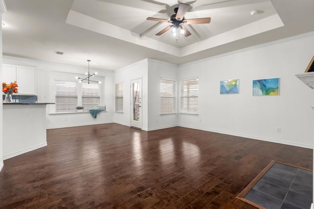 3700 Linden Avenue, Fort Worth, TX 76107