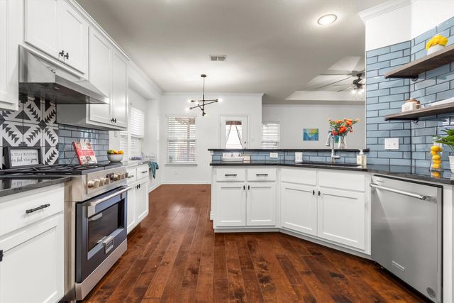 3700 Linden Avenue, Fort Worth, TX 76107