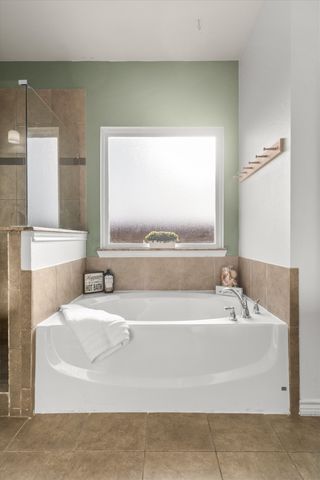 3700 Linden Avenue, Fort Worth, TX 76107