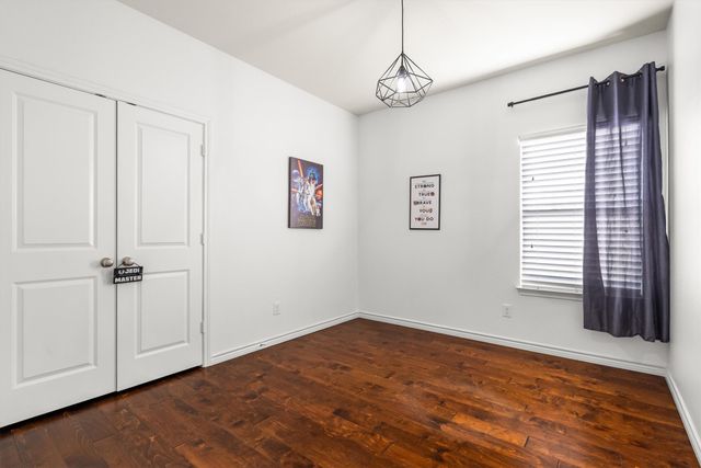 3700 Linden Avenue, Fort Worth, TX 76107