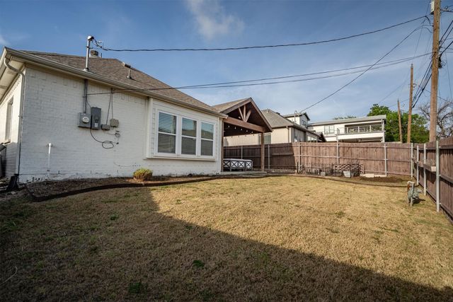 3700 Linden Avenue, Fort Worth, TX 76107