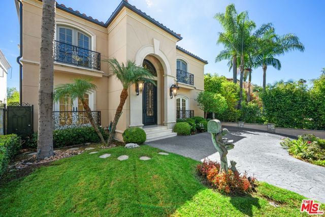 204 Foothill Road, Beverly Hills, CA 90210