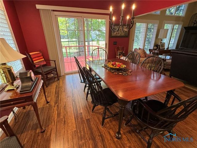 8553 Stone Oak Drive, Holland, OH 43528