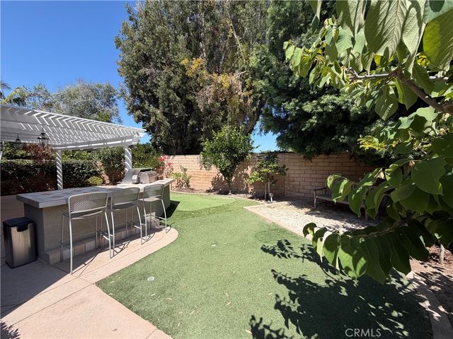 10 Wickland, Irvine, CA 92620