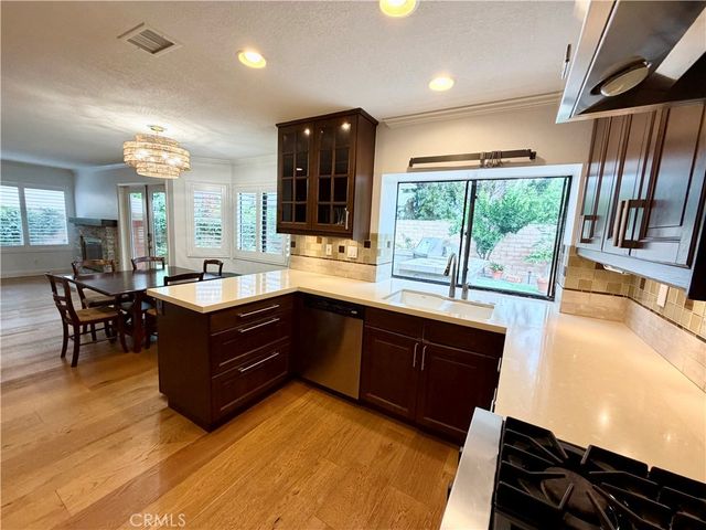 10 Wickland, Irvine, CA 92620