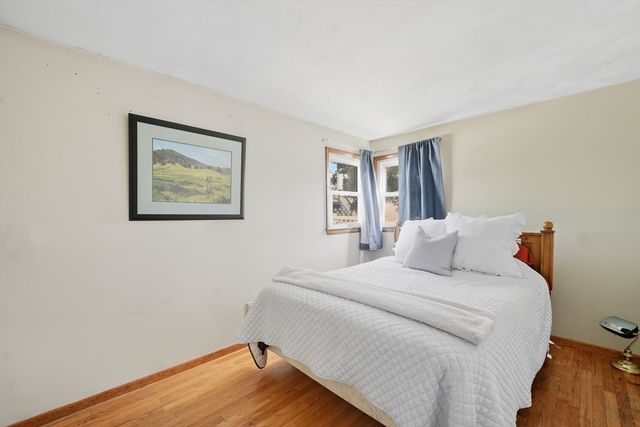 54 Dayton St, Chicopee, MA 01013