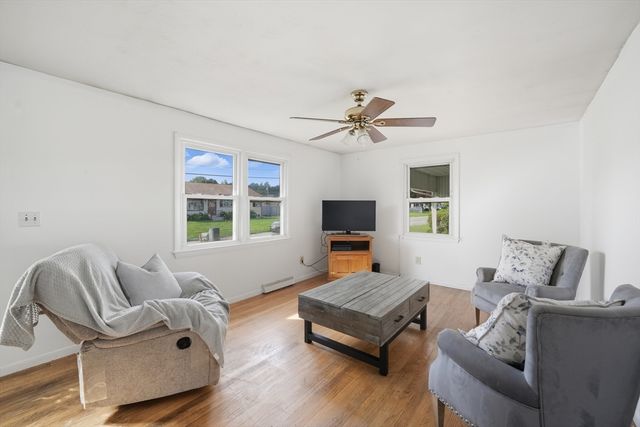 54 Dayton St, Chicopee, MA 01013