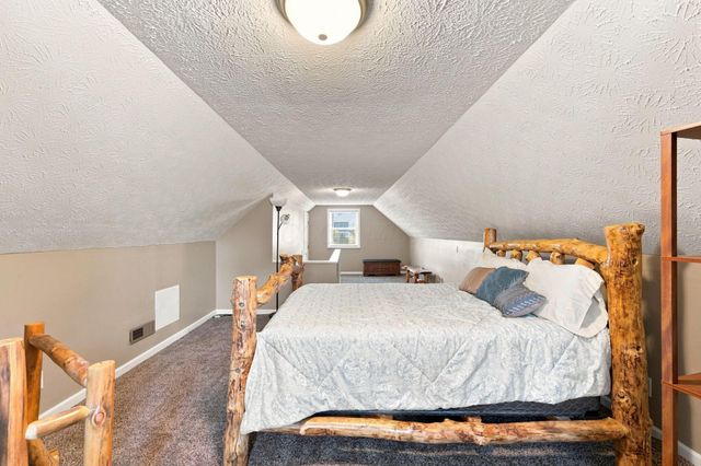 3322 Walmar Drive, Columbus, OH 43224