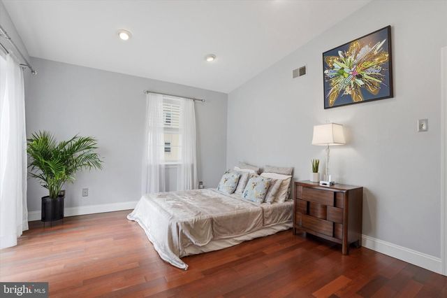 1514 E MOYAMENSING AVE, Philadelphia, PA 19147