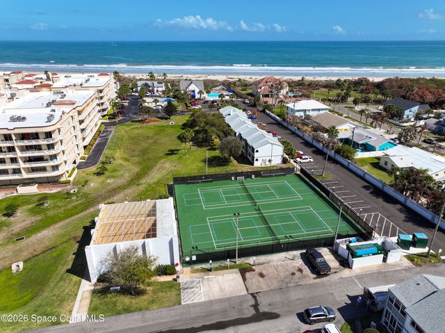 222 Beach Park Lane V76, Cape Canaveral, FL 32920
