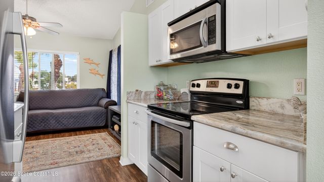 222 Beach Park Lane V76, Cape Canaveral, FL 32920